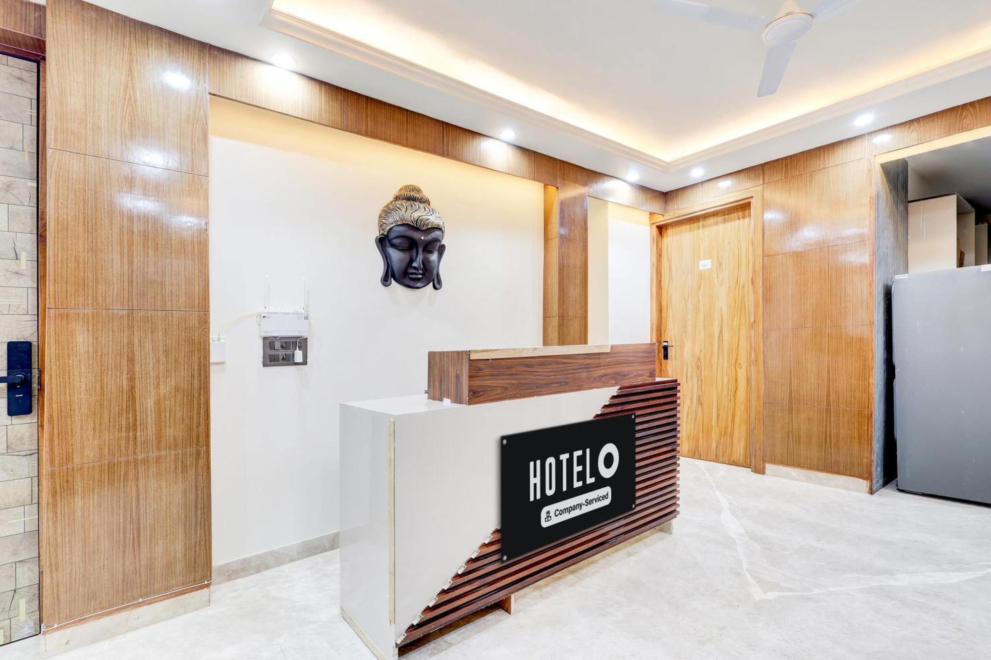 Super Hotel O Sector 43 Ґурґаон Екстер'єр фото